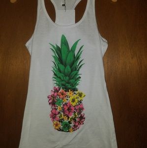 White pineapple tank